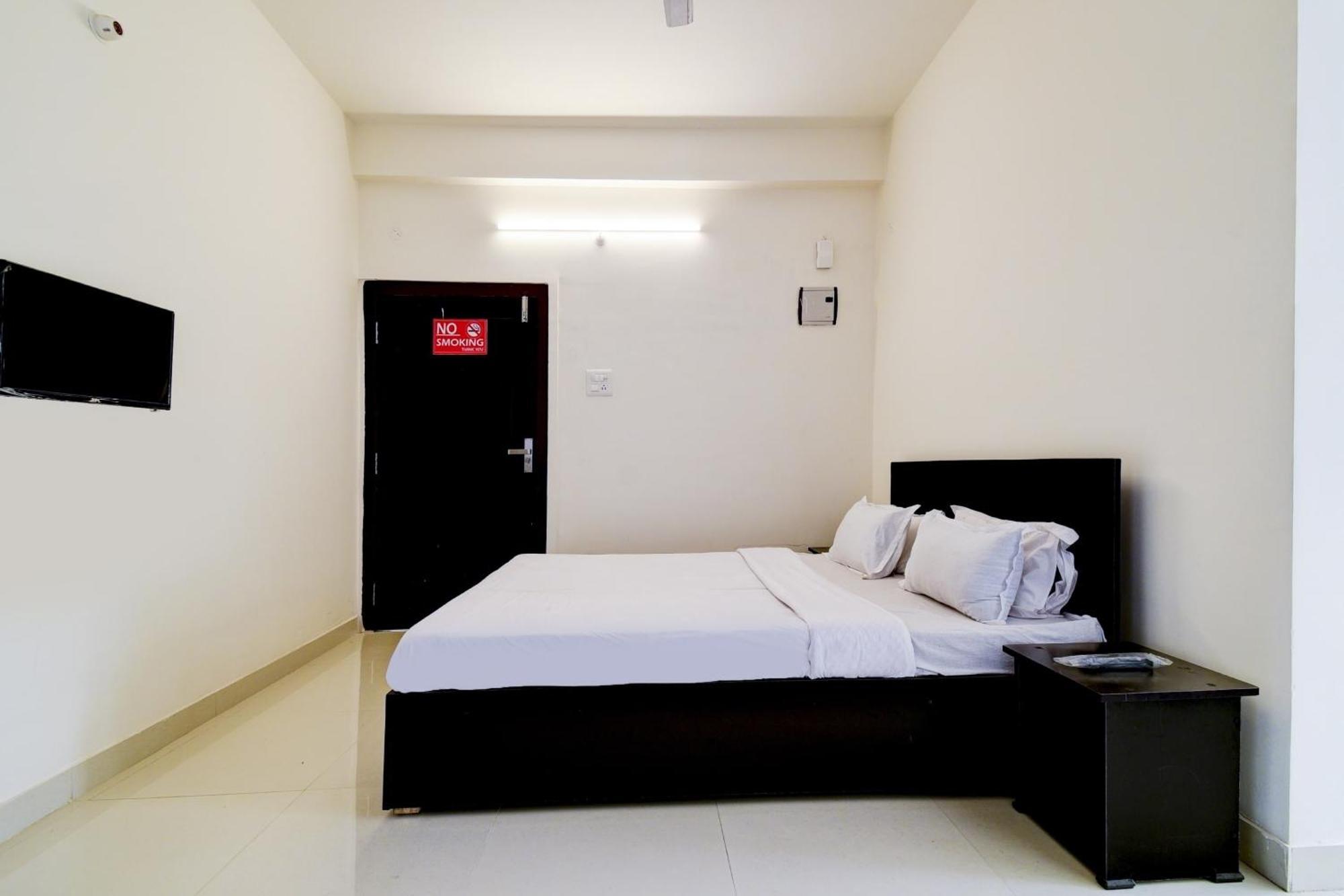 Hotel O Home Cozy Home Guwahati Exteriör bild